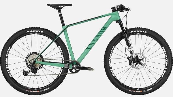 Canyon Exceed CF 7 Mountain Bikes compress