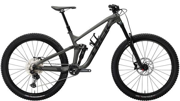 Trek Slash 7 Mountain Bike 01 1 compress